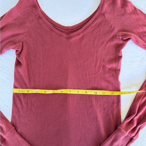 Brandy Melville Women's Long Sleeve Top - Picture 4 of 5